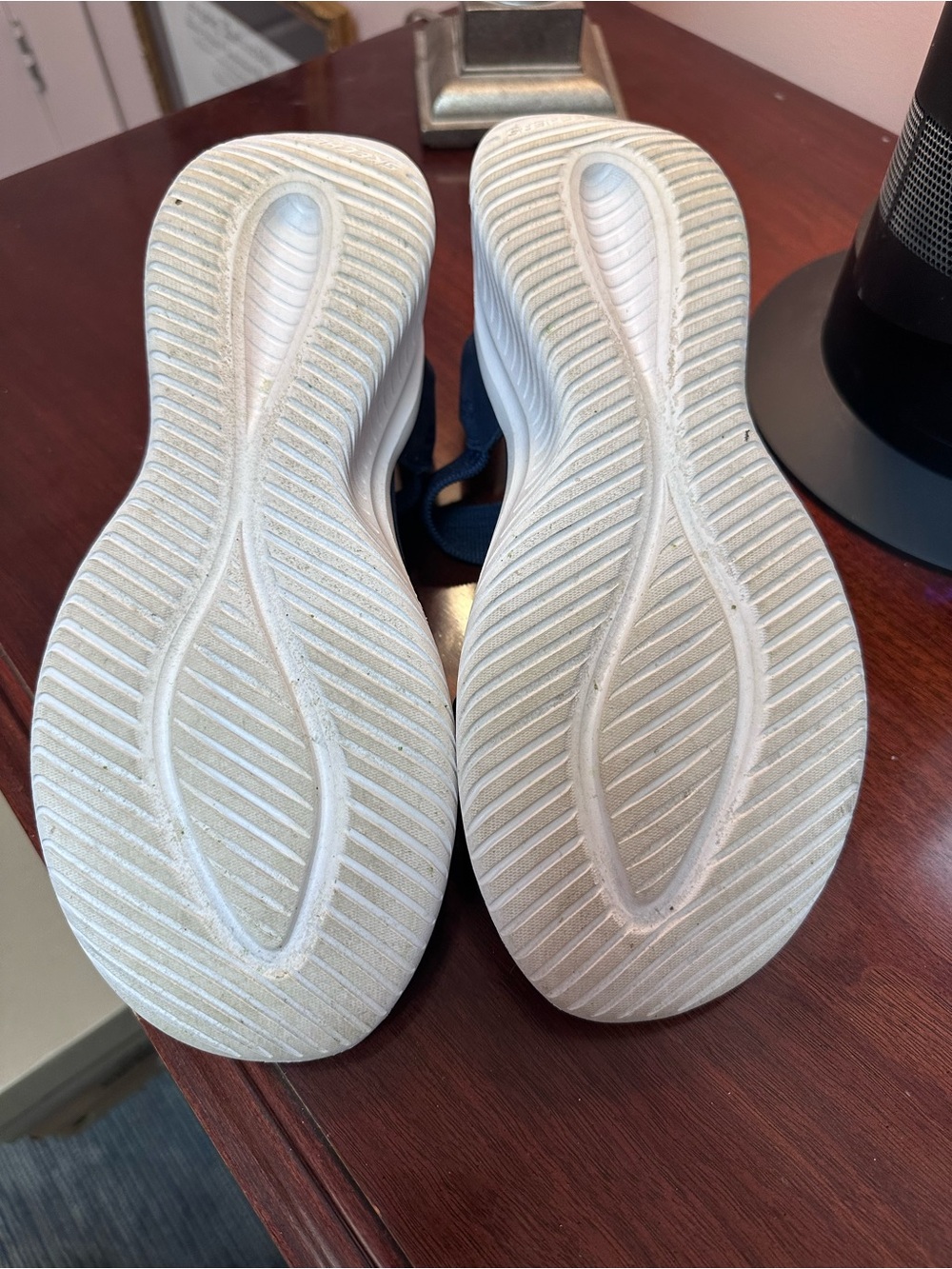 Sketchers Martha Stewart collection Navy Strappy Sandals - Picture 2 of 7